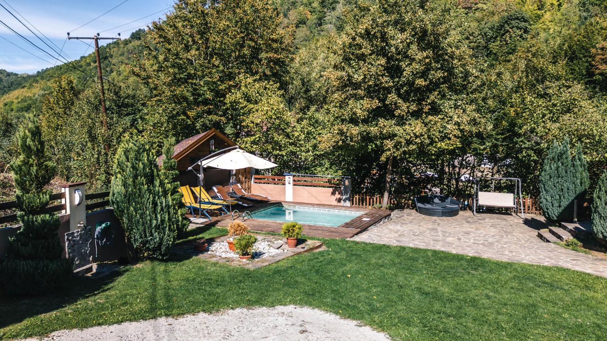 Lodge Zeleni Svet Crni Vrh Екстер'єр фото